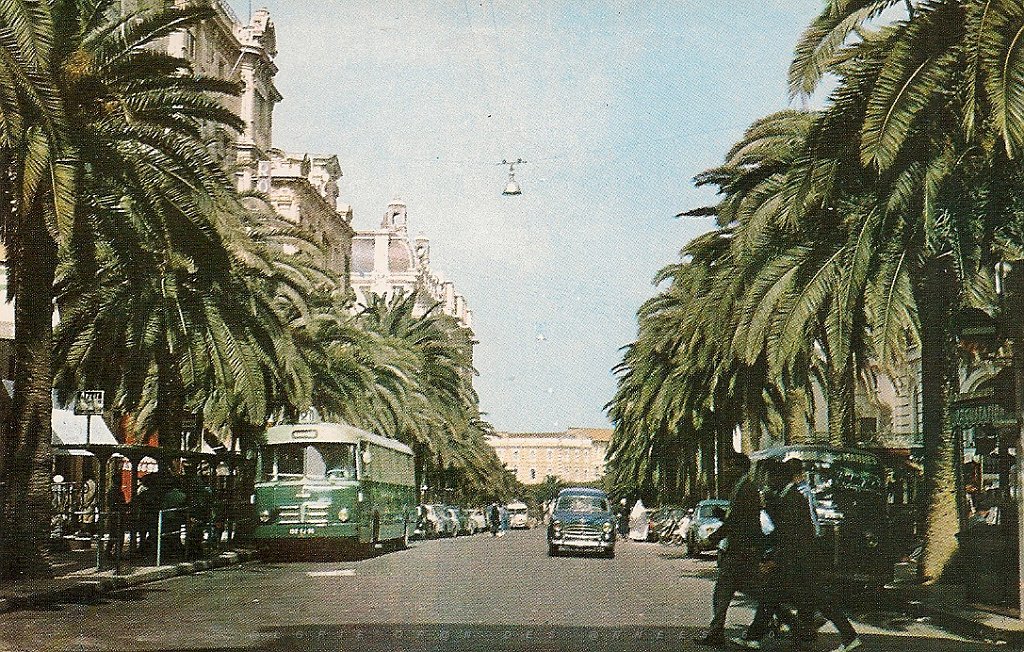 422-boulevard Gallieni.jpg